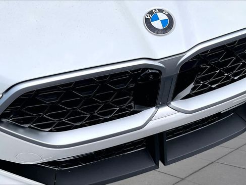 Used 2025 BMW X2 xDrive28i AWD/4WD image 30
