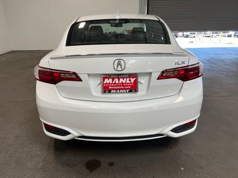 Used 2016 Acura ILX FWD image 4