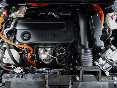 Used 2023 Honda CR-V Sport Touring image 11