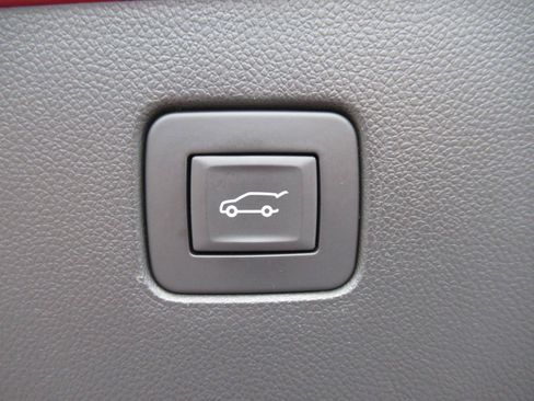 Certified 2024 Buick Envista Avenir FWD image 38
