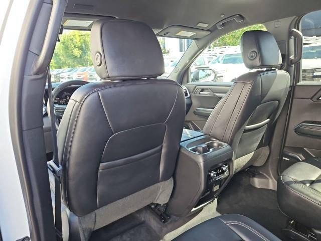Used 2026 GMC Acadia Elevation w/ Elevation Premium Package FWD image 20