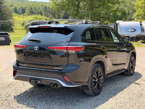 Used 2023 Toyota Highlander XSE AWD/4WD image 5