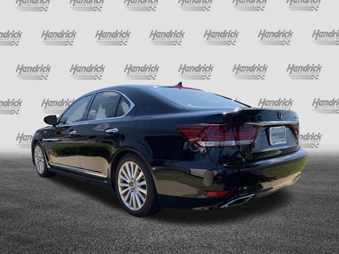 Used 2013 Lexus LS 460 AWD w/ Comfort Pkg image 8