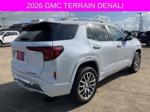 Used 2026 GMC Terrain Denali AWD/4WD image 7