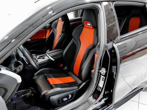 Used 2025 BMW M8 Competition AWD/4WD image 28