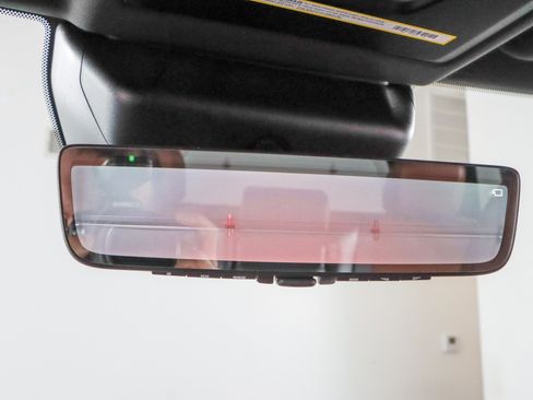 Used 2025 Lexus GX 550 w/ Accessory Package (Z1) image 23