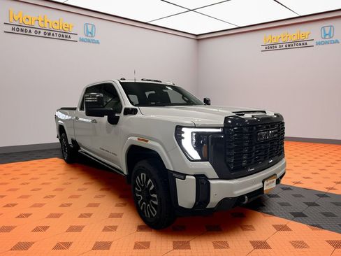 Used 2024 GMC Sierra 2500 Denali Ultimate w/ Max Trailering Package AWD/4WD image 6