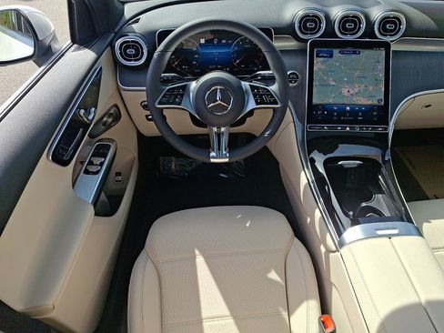 New 2026 Mercedes-Benz GLC 300 4MATIC image 7