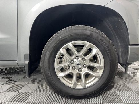 Used 2024 Chevrolet Silverado 1500 RST w/ Convenience Package II image 8
