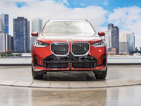 Used 2026 BMW X3 xDrive30 w/ Premium Package AWD/4WD image 3