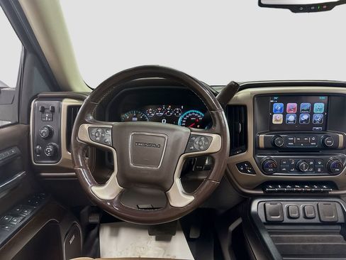 Used 2018 GMC Sierra 1500 Denali w/ Denali Ultimate Package AWD/4WD image 25