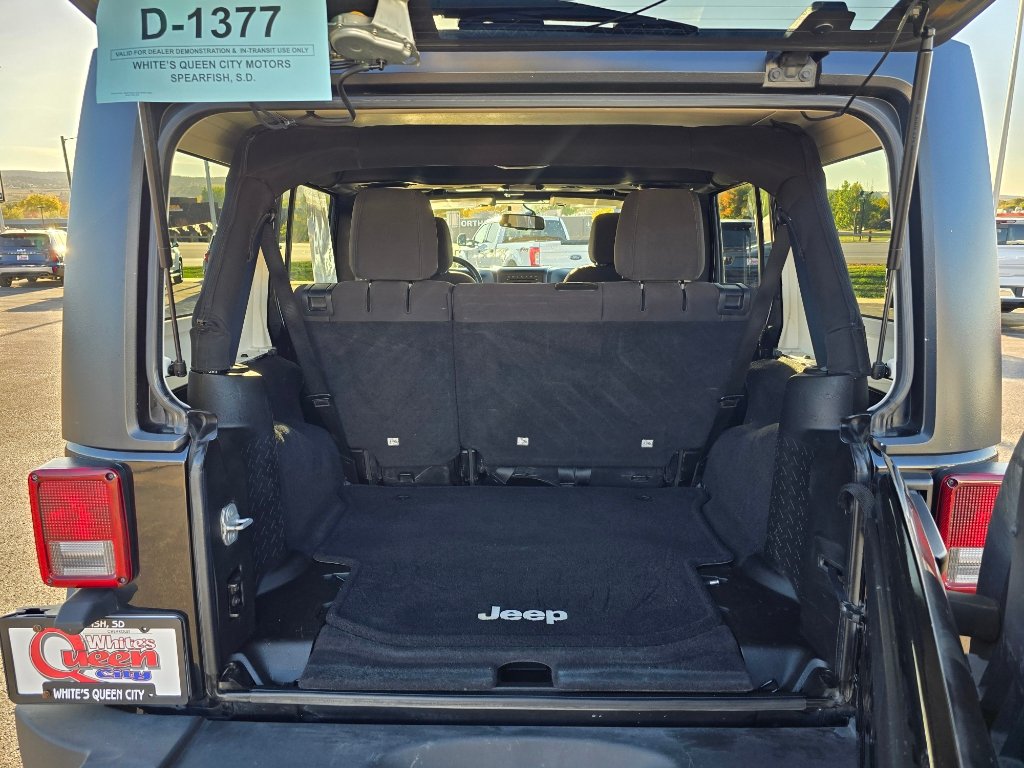 Used 2013 Jeep Wrangler Unlimited Sport AWD/4WD image 5