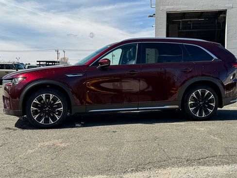 Used 2024 MAZDA CX-90 Plug-In Hybrid w/ Premium Plus AWD/4WD image 6