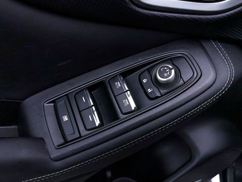 Used 2019 Subaru Forester Limited image 18