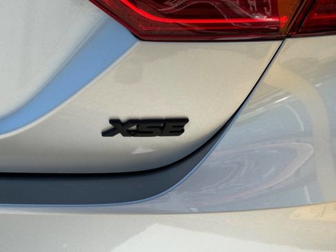 Used 2024 Toyota Camry XSE image 7