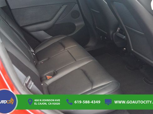 Used 2023 Tesla Model Y Performance AWD/4WD image 13
