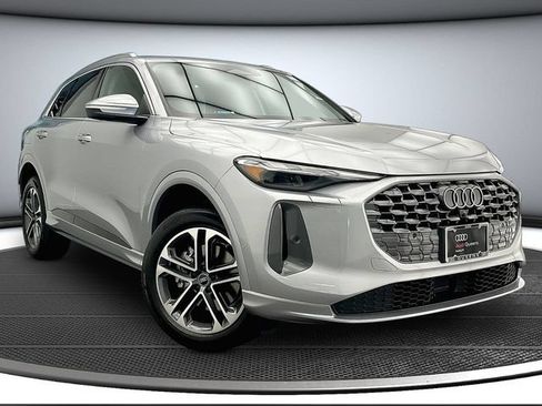 New 2026 Audi Q5 Premium AWD/4WD image 2