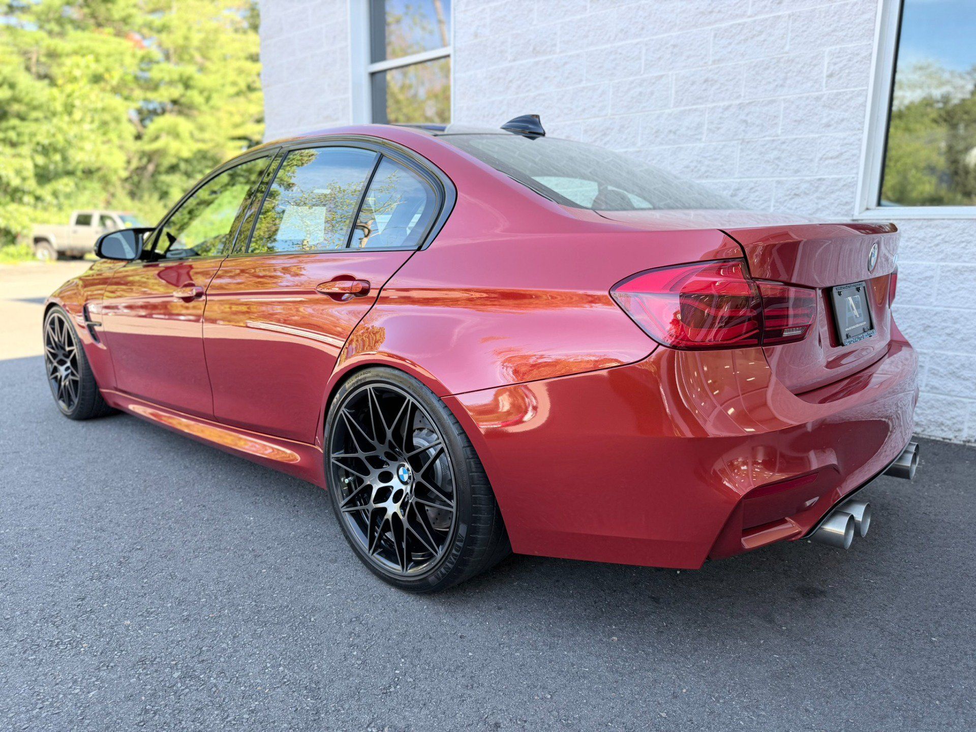 Used 2016 BMW M3 RWD image 9