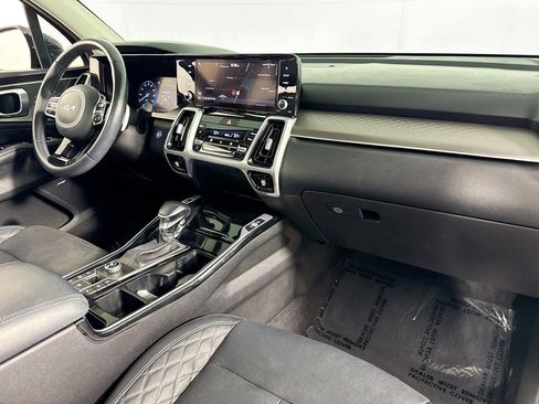 Used 2022 Kia Sorento SX FWD image 38