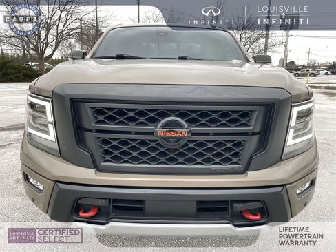 Used 2021 Nissan Titan PRO-4X w/ Pro-4x Convenience Package image 12