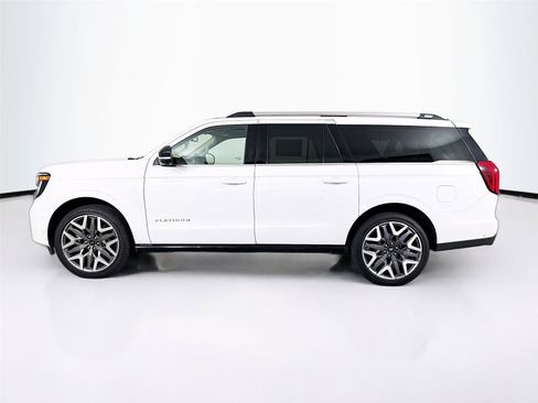 Used 2025 Ford Expedition Max Platinum w/ Platinum Ultimate Package AWD/4WD image 34