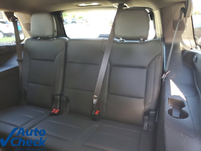 Certified 2022 Chevrolet Tahoe Z71 w/ Luxury Package AWD/4WD image 12
