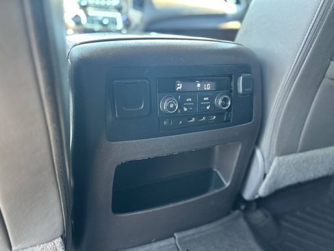 Used 2017 GMC Yukon XL Denali w/ Open Road Package AWD/4WD image 20
