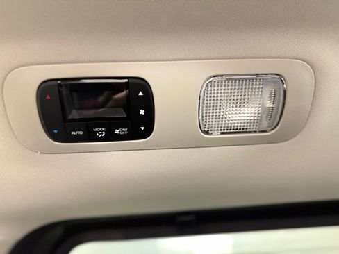New 2026 Honda Odyssey Touring image 19