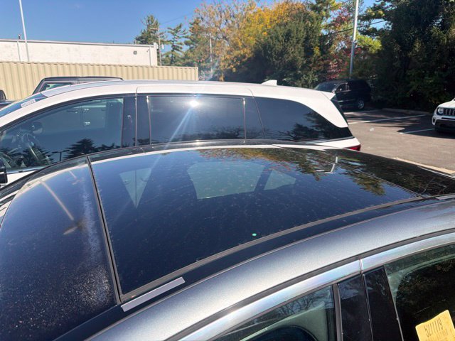 Used 2019 Mercedes-Benz C 300 4MATIC Sedan image 3