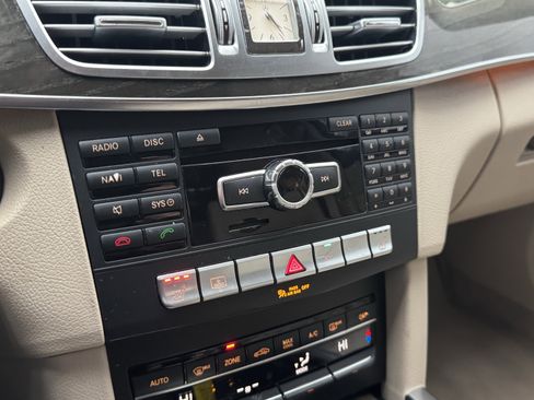 Used 2015 Mercedes-Benz E 350 Sedan image 24