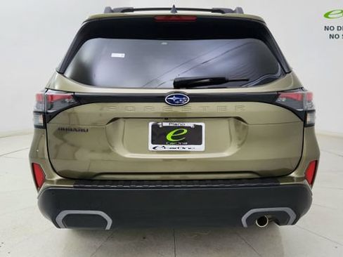 Used 2025 Subaru Forester Limited AWD/4WD image 5