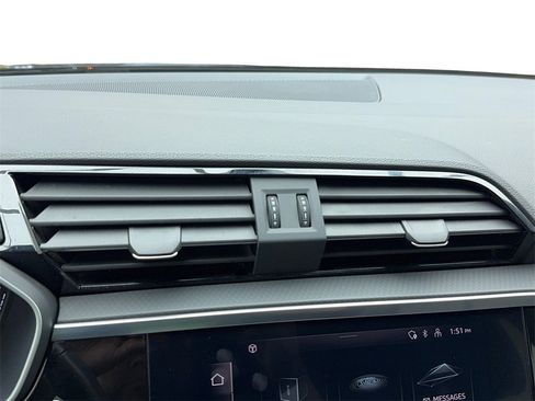 Used 2022 Audi Q3 2.0T Premium image 28