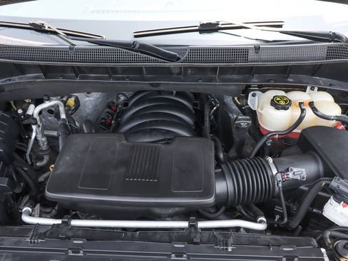 Used 2020 Chevrolet Silverado 1500 LT RWD image 13