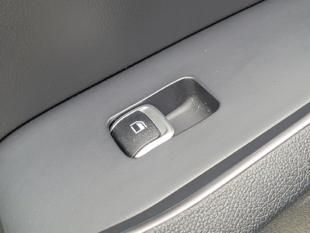 Certified 2024 Kia Sorento LX FWD image 14