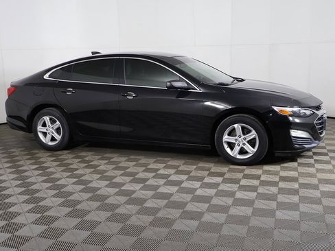 Used 2020 Chevrolet Malibu LS image 11