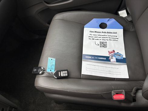 Used 2015 Honda Odyssey Touring image 30