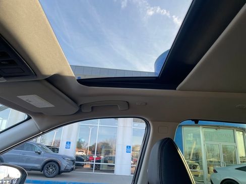 Used 2023 Nissan Rogue SL w/ SL Premium Package image 23