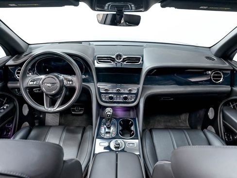 Used 2021 Bentley Bentayga w/ First Edition Specification AWD/4WD image 12