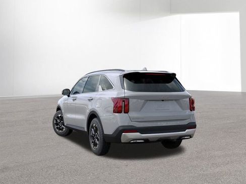 New 2026 Kia Sorento S image 4