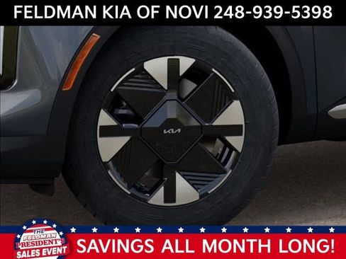 New 2026 Kia Sportage LX image 9