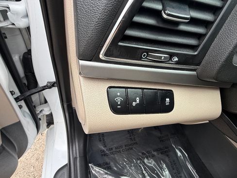 Used 2018 Hyundai Elantra SEL FWD image 20