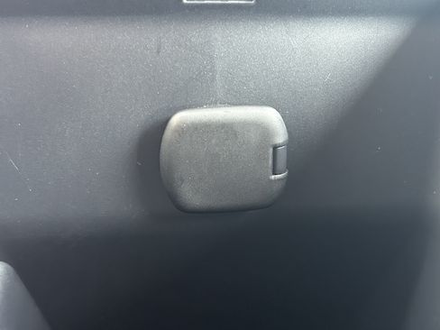 Used 2025 Toyota Camry LE FWD image 34