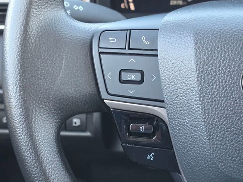 Used 2025 Toyota Camry LE image 36