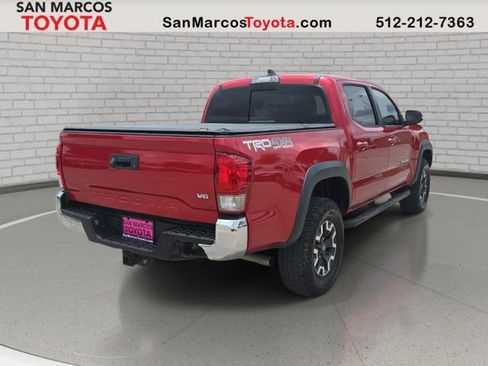 Used 2017 Toyota Tacoma TRD Off-Road AWD/4WD image 6