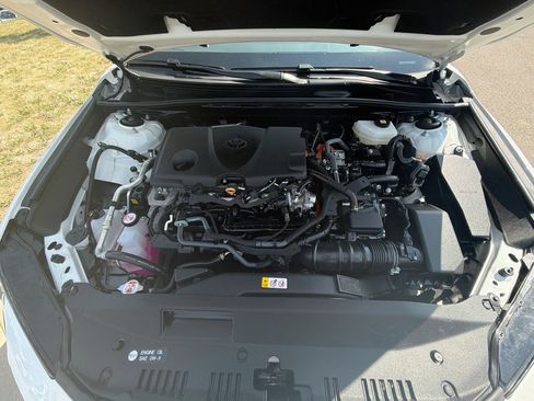 Used 2025 Toyota Camry SE FWD image 34