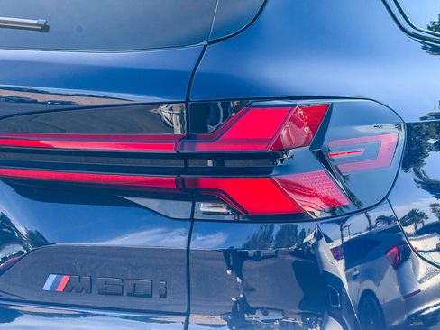 New 2026 BMW X5 M60i image 7