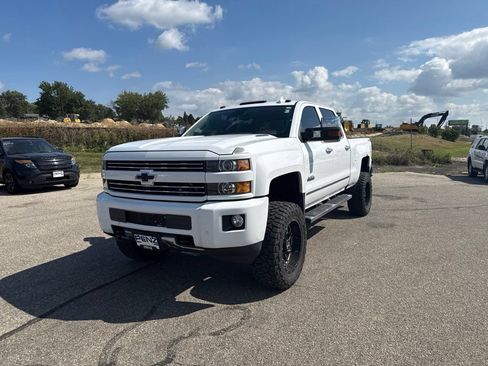 Used 2016 Chevrolet Silverado 2500 High Country w/ High Country Premium Package AWD/4WD image 1