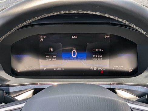Certified 2023 Volkswagen Taos SE w/ Panoramic Sunroof Package FWD image 28