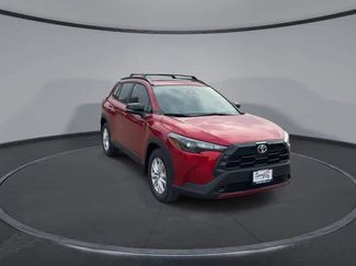 Used 2026 Toyota Corolla Cross LE w/ Moonroof Package video 2