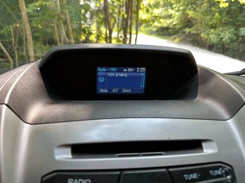 Used 2015 Ford Transit 350 XLT image 48